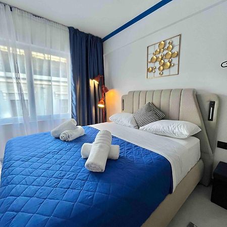Syntagma Plaka Suite By Zeussuites Атина Екстериор снимка