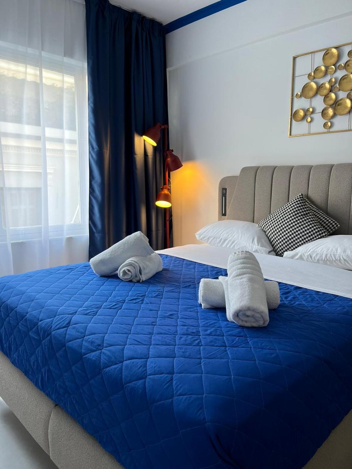 Syntagma Plaka Suite By Zeussuites Атина Екстериор снимка