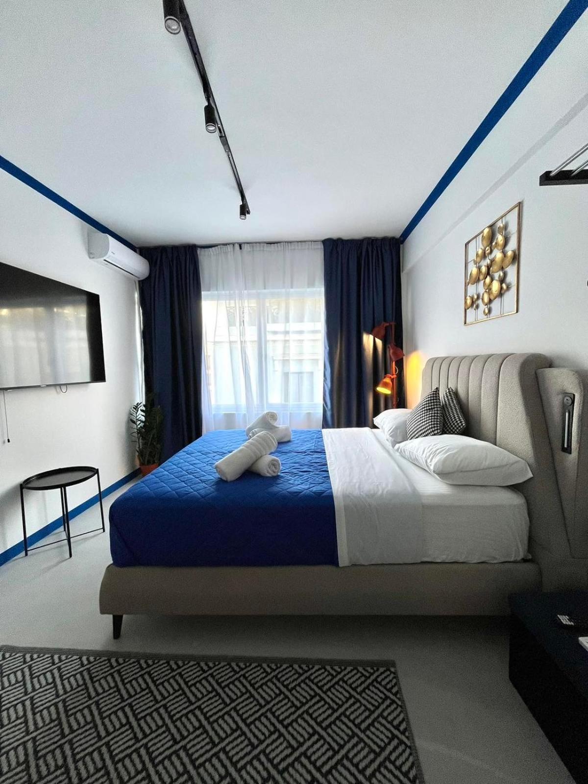 Syntagma Plaka Suite By Zeussuites Атина Екстериор снимка